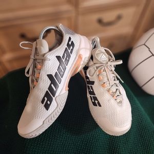 Adidas Women's Sneakers in White and Peach